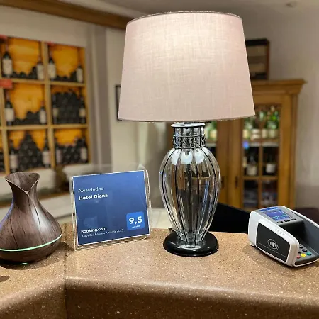 公寓式酒店 Diana 4*