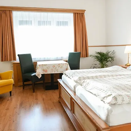 Diana & Aparthotel Praag
